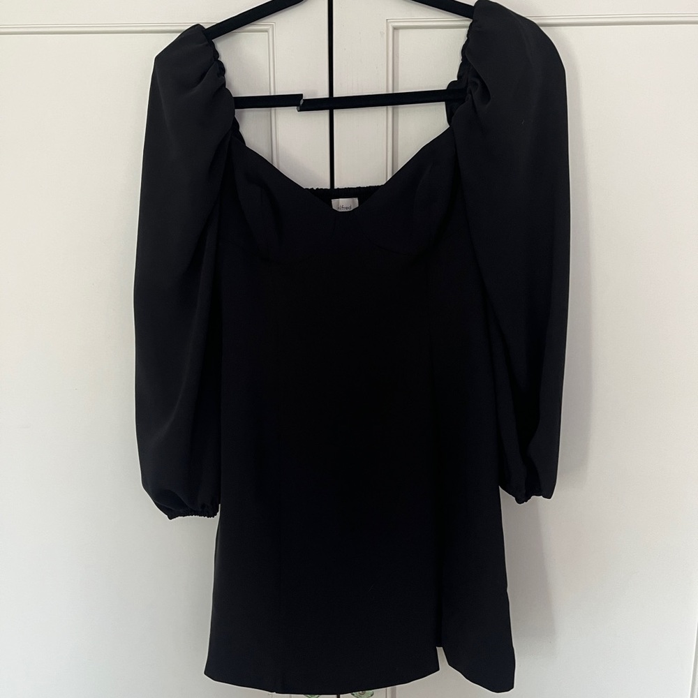 Aritzia Wilfred Black Mini